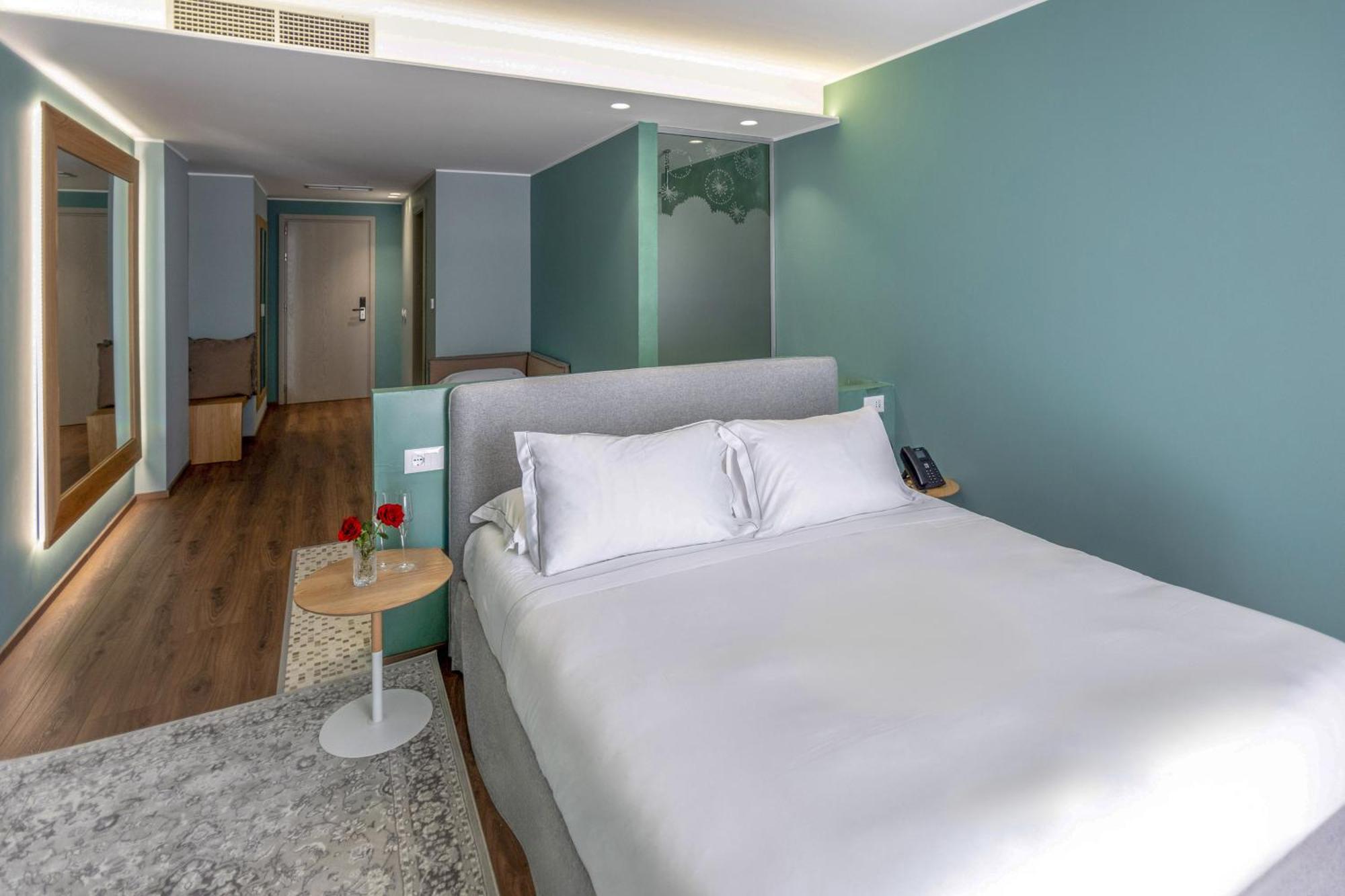 Hotel Priam, Affiliated By Melia 5*